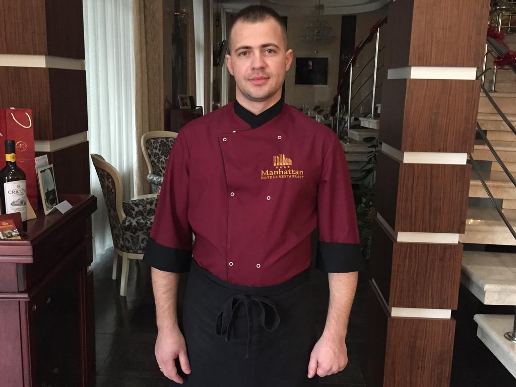 Manhattan Hotel & Restaurant Kisinyov Kültér fotó
